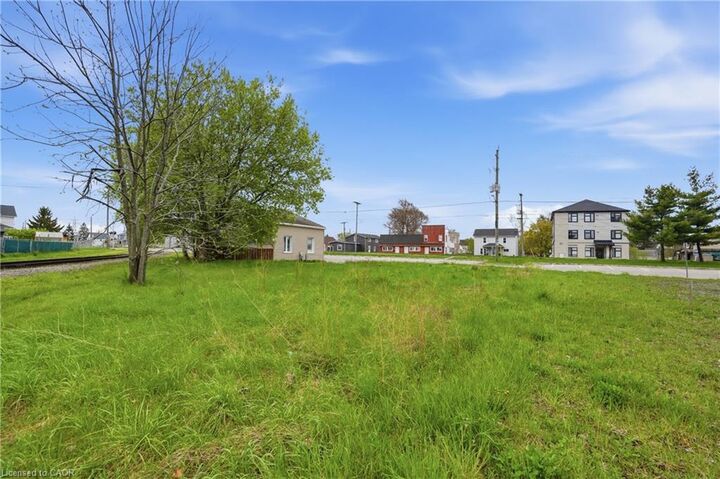 Property Photo:  96 Fraser Street  ON L3K 1E4 