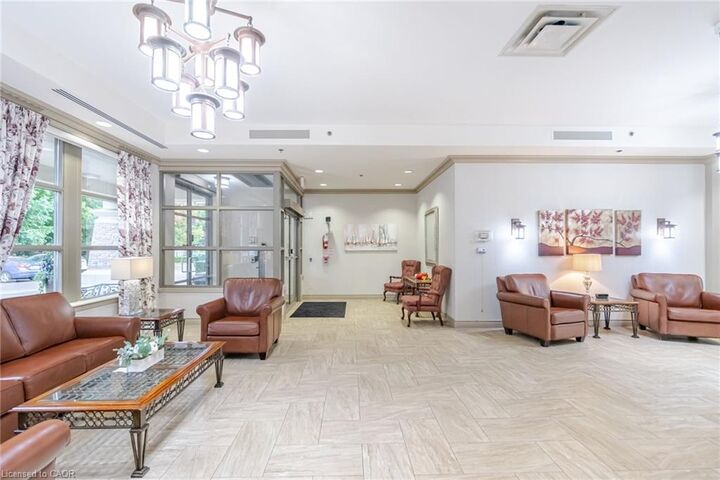 Property Photo:  100 Burloak Drive 1513  ON L7L 6P6 