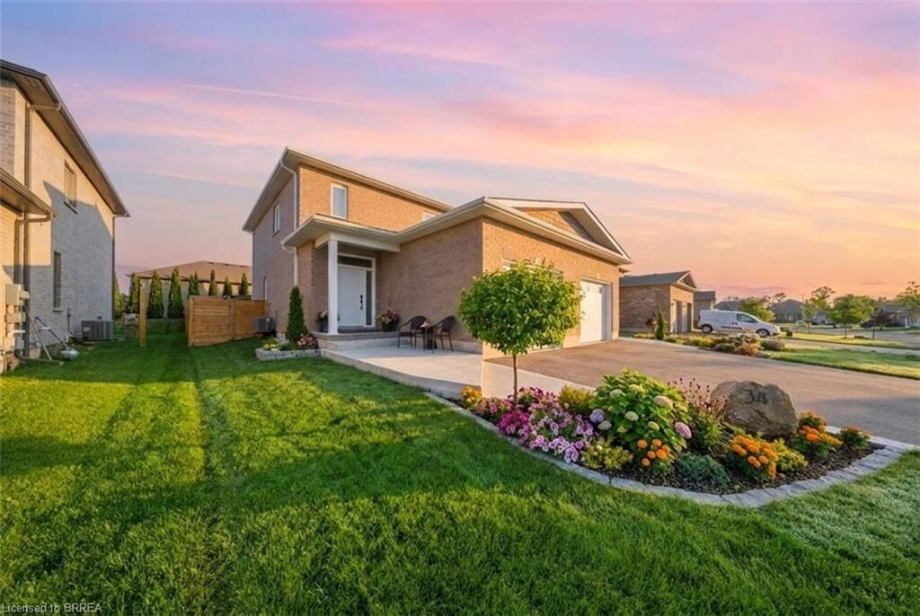 Property Photo: 34 Peachleaf Lane ON N0E 1Y0