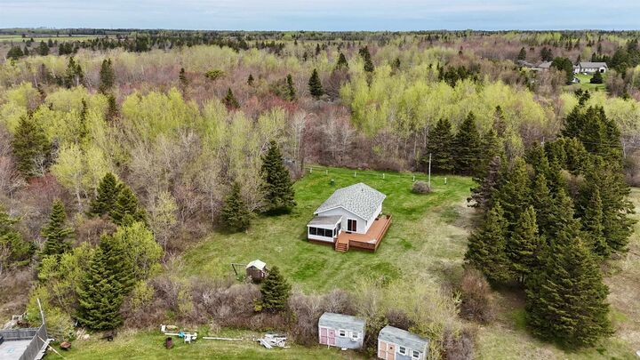Property Photo:  60 Isidore Lane  PE C0B 2E0 