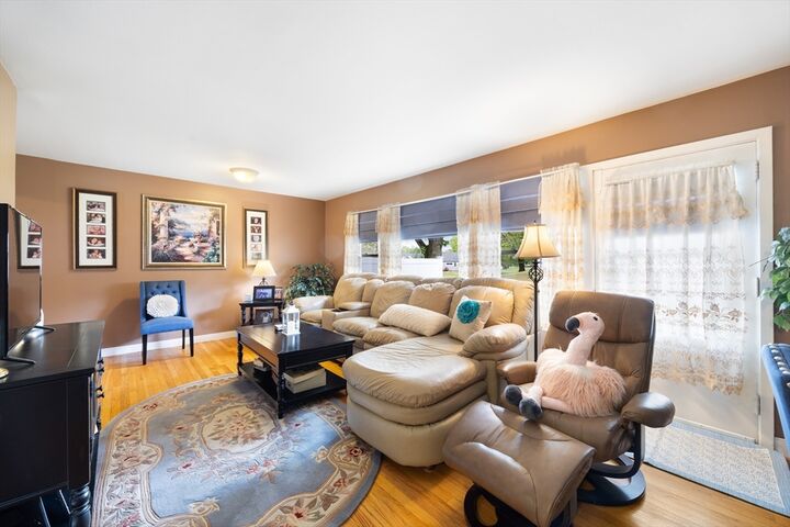 Property Photo:  125 Lynwood Drive 6201D  MA 01022 
