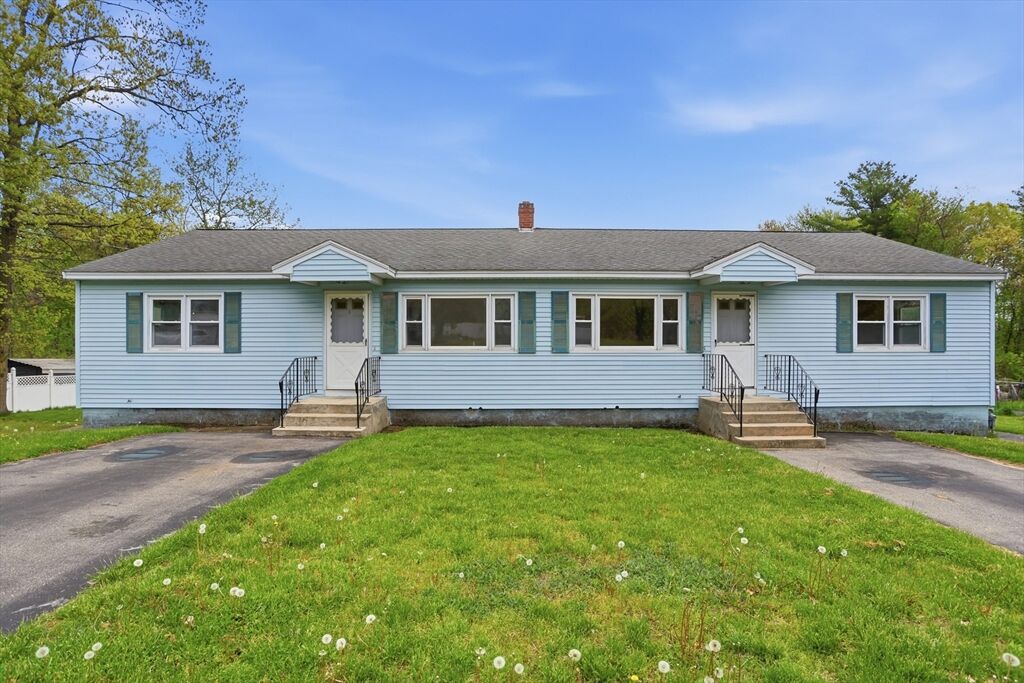 Property Photo:  105-107 Salisbury St  MA 01826 