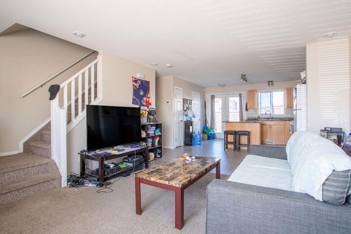 Property Photo: 4728 18 Street 8 SK S9V 1N9