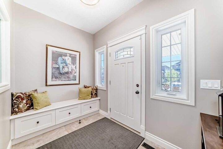 Property Photo:  1449 Ravenscroft Avenue SE  AB T4A 0L7 