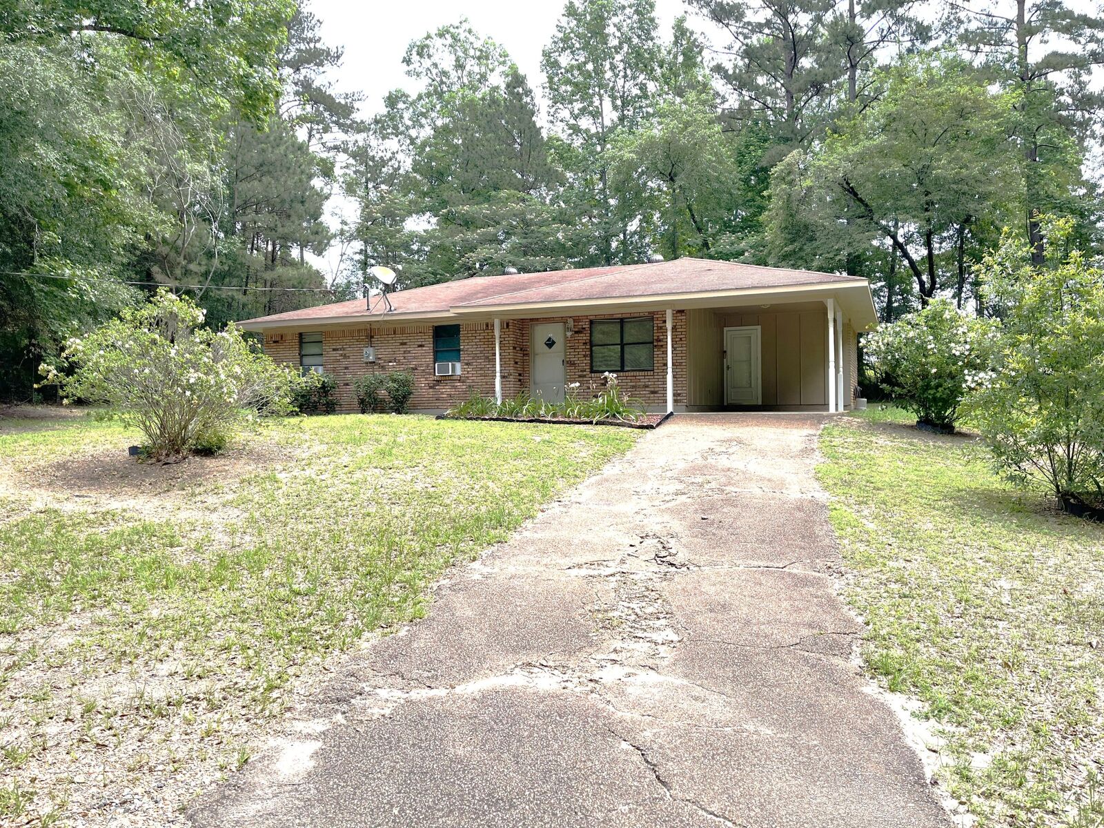 Property Photo: 147 Magnolia Rd LA 71474