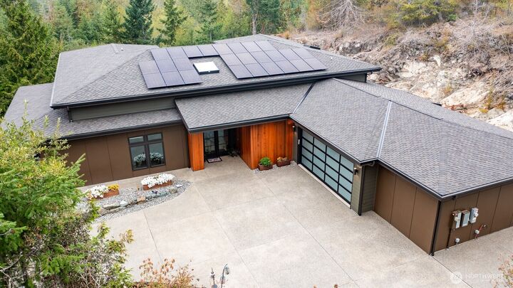Property Photo:  11897  Whistle Ridge Place  WA 98221 