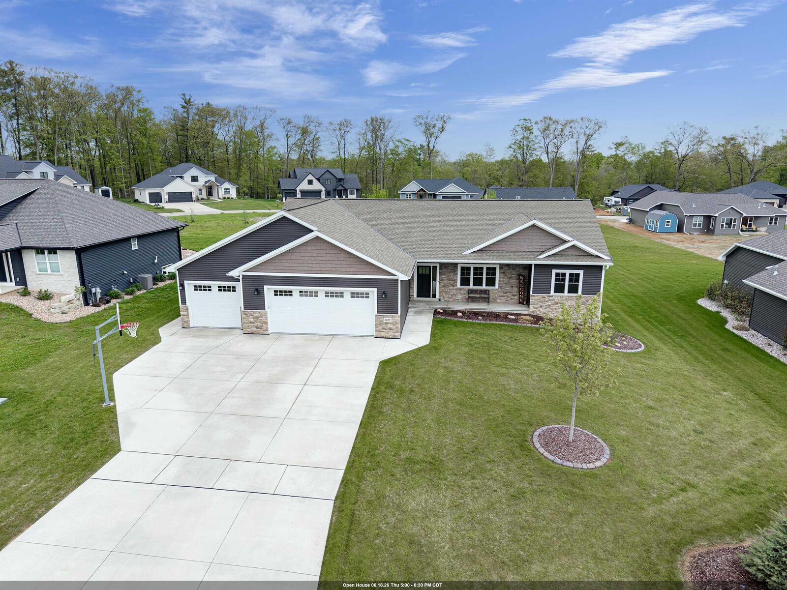 Property Photo:  2128 Clover Field Drive  WI 54313 
