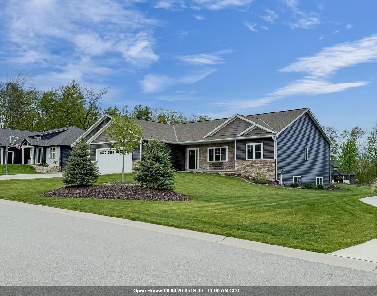 Property Photo:  2128 Clover Field Drive  WI 54313 