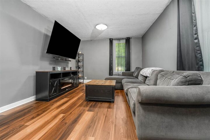Property Photo:  607 South Street  IN 47341 