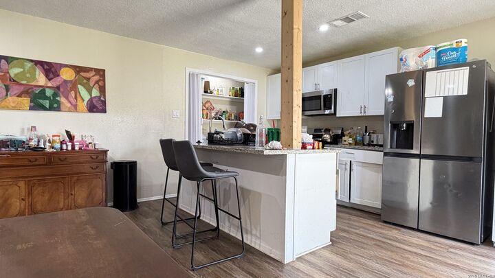 Property Photo: 5935 Misty Lake St TX 78222