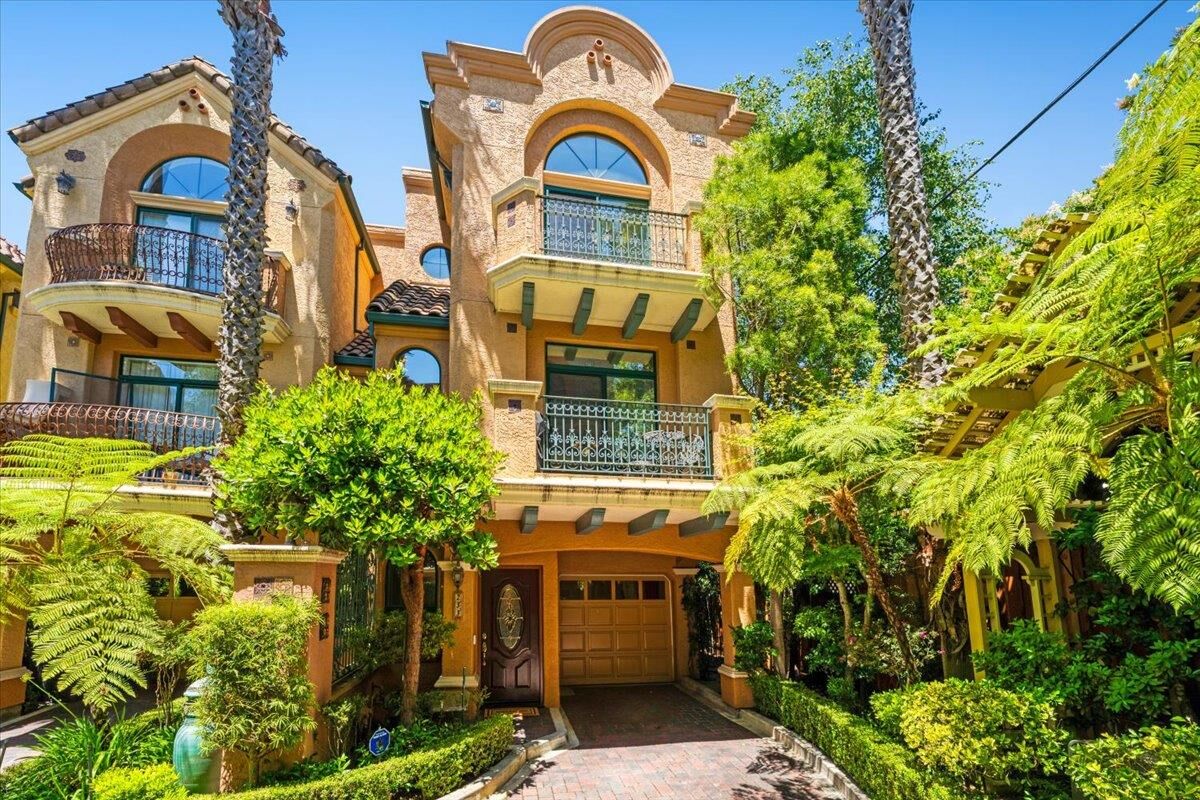 Property Photo:  233 Villa Mar Vista  CA 95060 