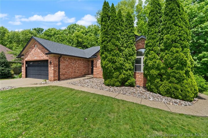 Property Photo: 1056 Brookstone Court IN 47122