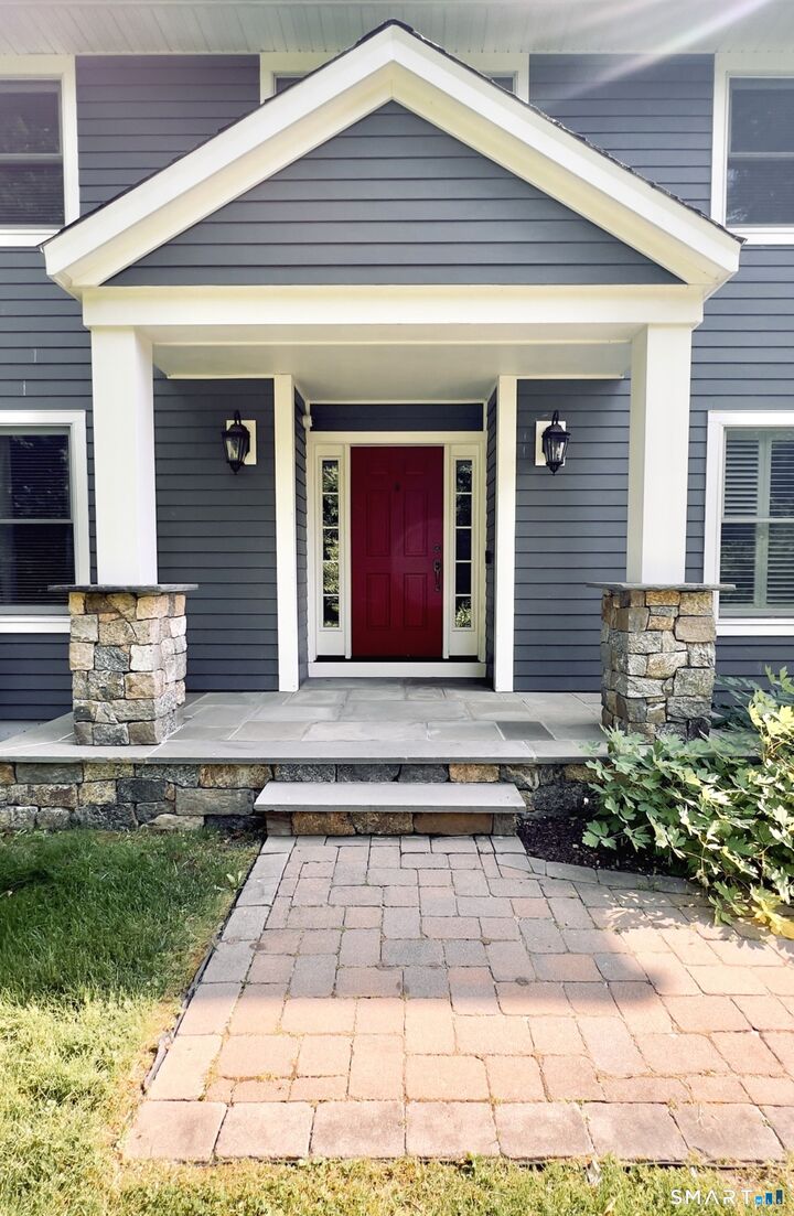 Property Photo:  60 West Meadow Road  CT 06518 