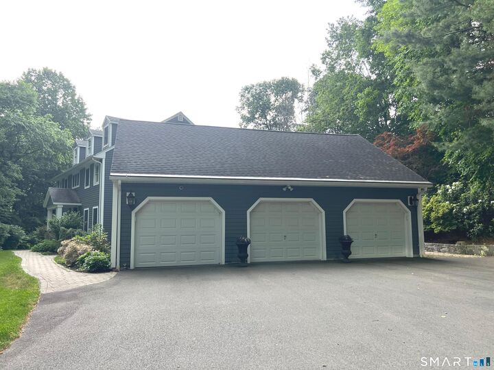 Property Photo: 60 West Meadow Road CT 06518