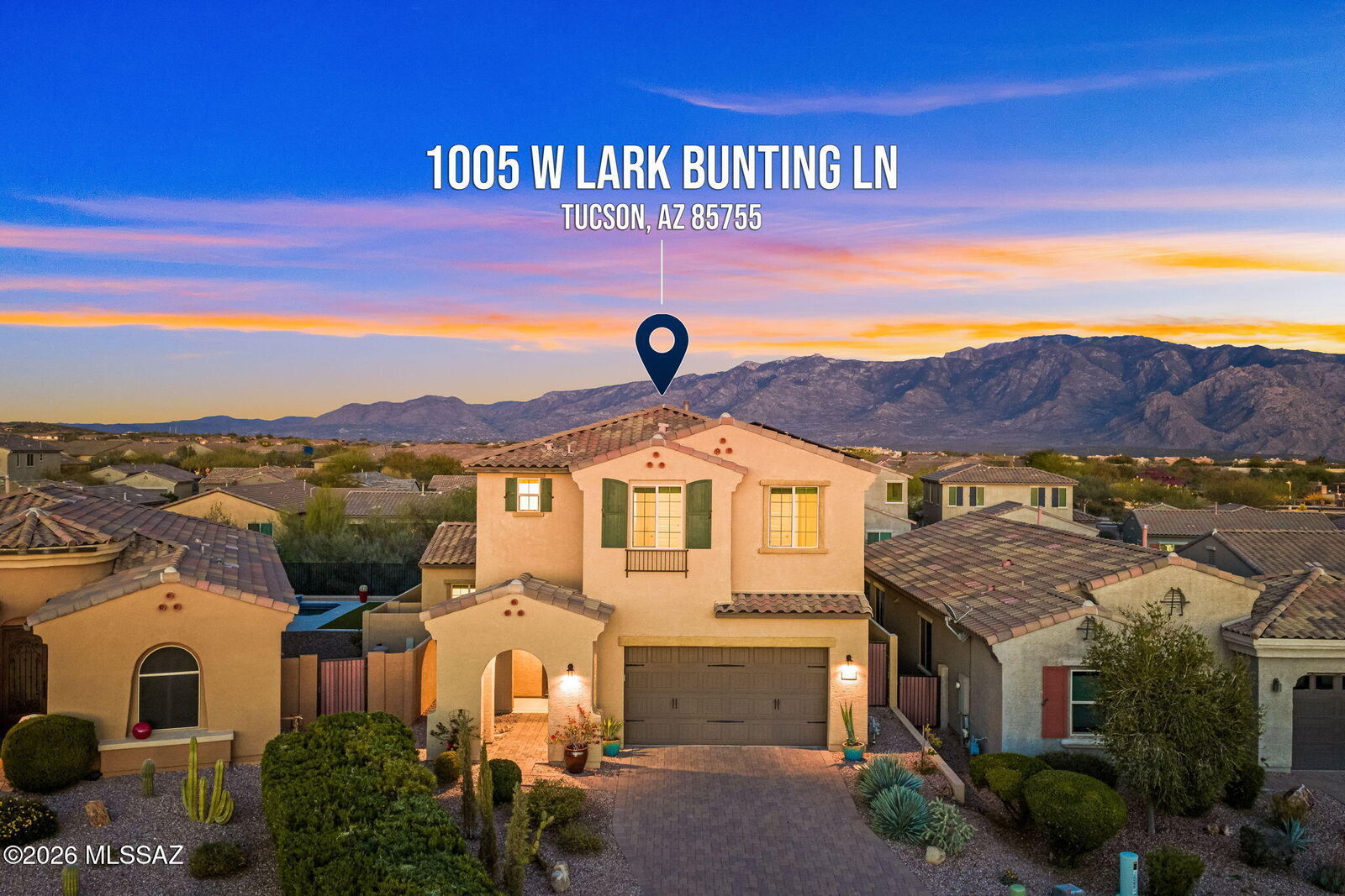 Property Photo: 1005 W Lark Bunting Lane AZ 85755