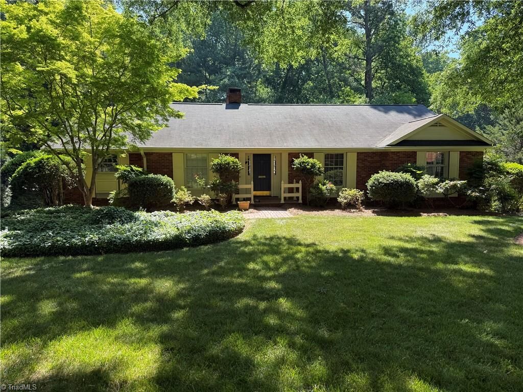 Property Photo: 831 Glen Echo Trail NC 27106