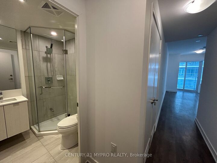 Property Photo: 195 Redpath Avenue 2714 ON M4P 0E4