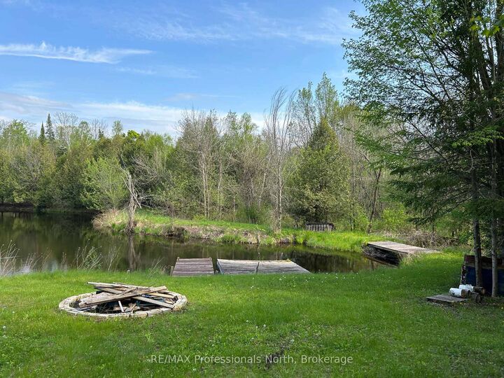 Property Photo: 810 4th Line ON K0L 3E0