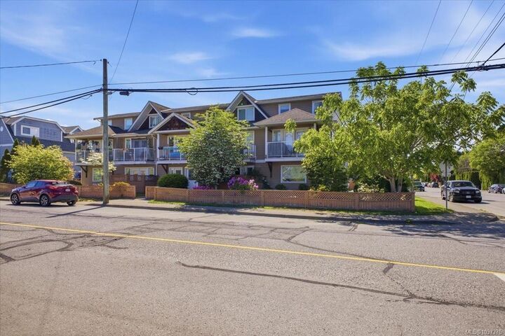 Property Photo:  2510 Alexander St 101  BC V9L 5C7 