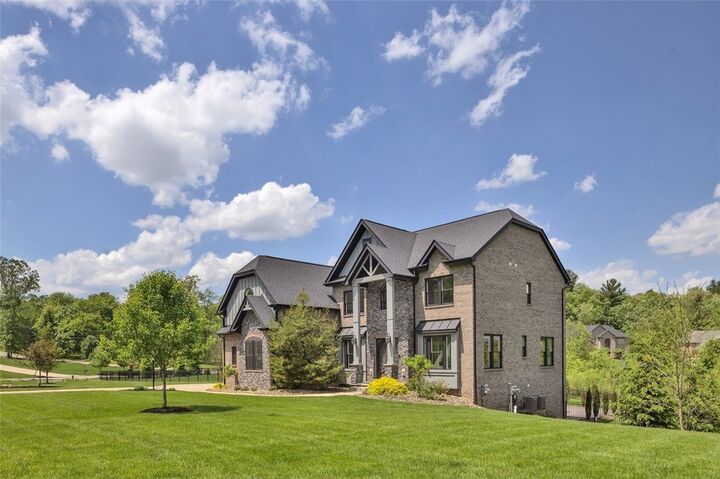 Property Photo:  301 Serendipity Ln  PA 16066 