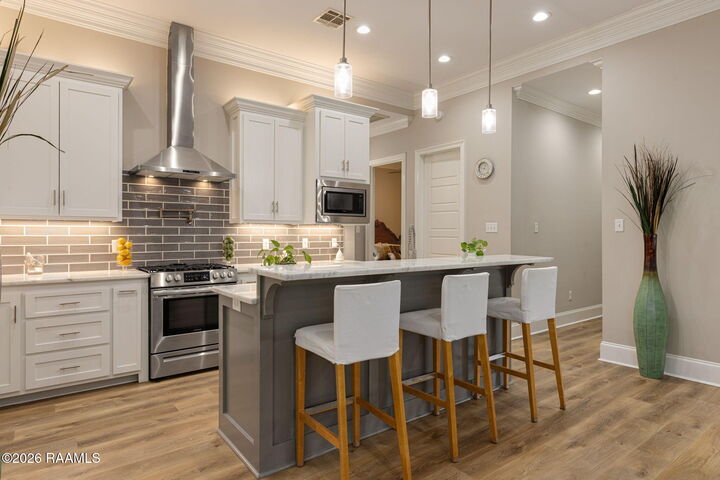 Property Photo: 204 Redfern Street LA 70508