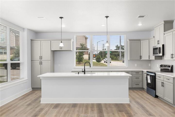 Property Photo: 2158 Big River Street TX 77840