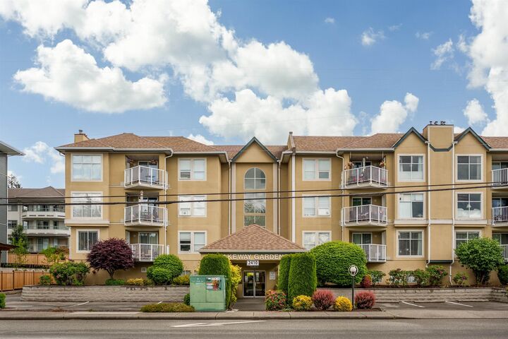 2410 Emerson Street 301 — photo 1