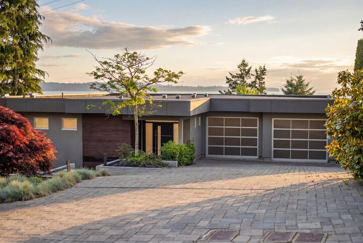 14220 Marine Drive — photo 1