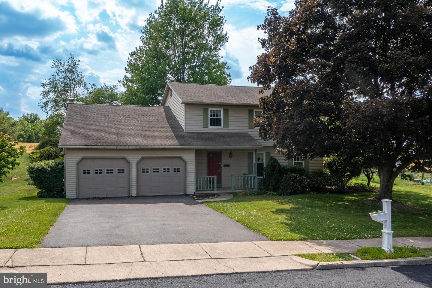 Property Photo:  140 Hoch Avenue  PA 19562 
