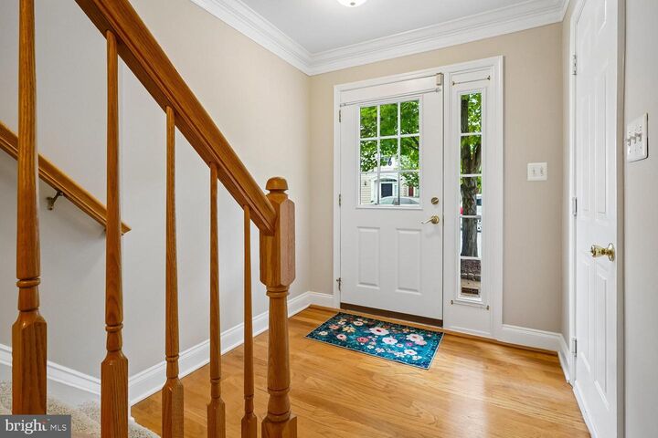 Property Photo: 103 Meadows Lane VA 22304