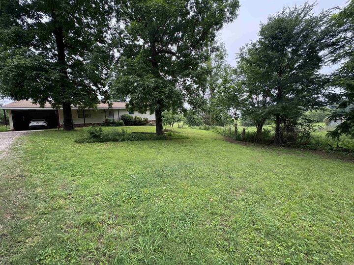 Property Photo:  687 Cr 472  AR 72454 