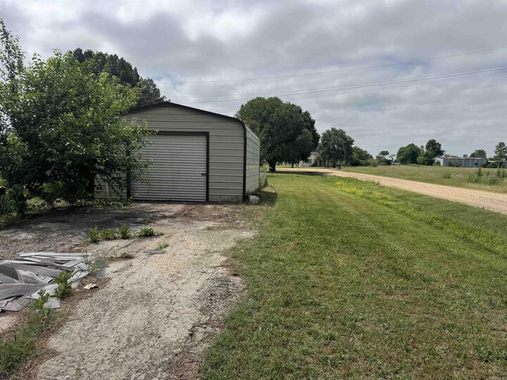 Property Photo:  44 Cr 146  AR 72422 