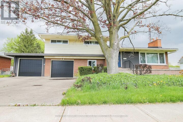 Property Photo: 464 Fitch Street ON L3C 4W9