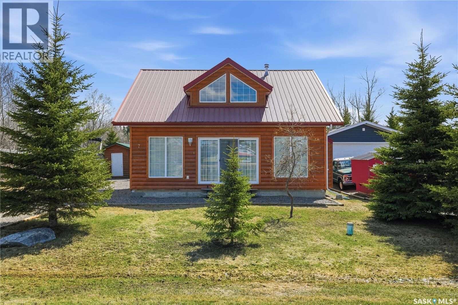 Property Photo: 7 Pine Drive SK S0J 3E0