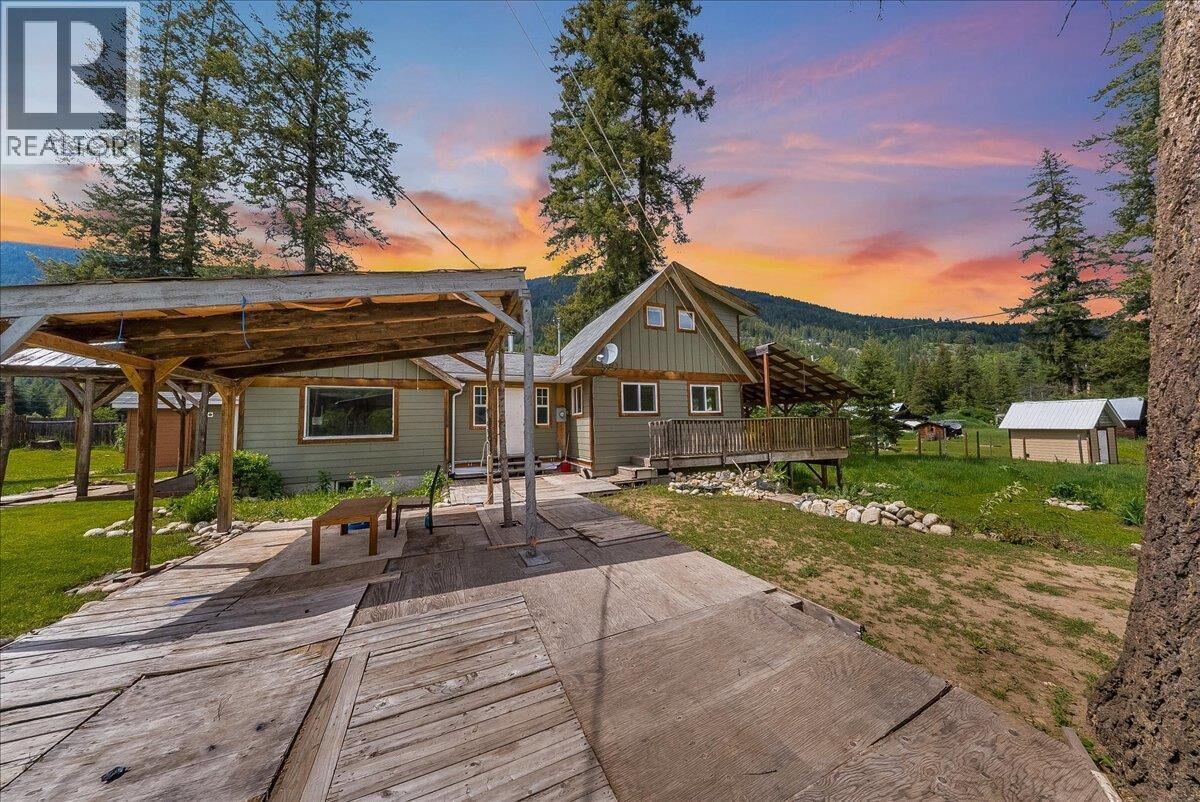 Property Photo:  2018 Tarrys Road  BC V1N 4N1 