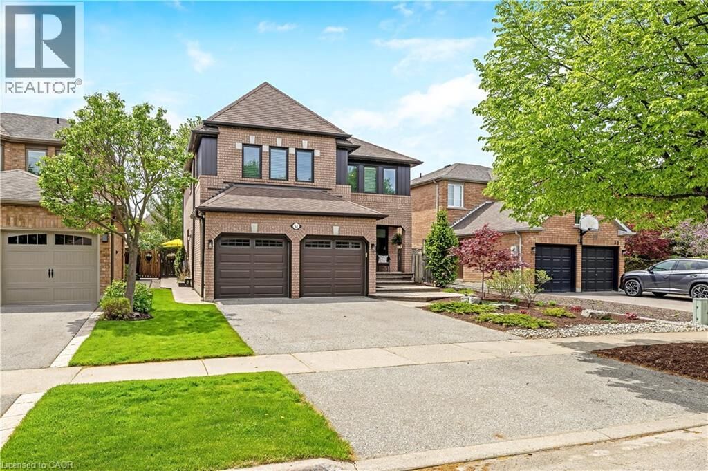 Property Photo: 52 Curry Crescent ON L7G 5S9