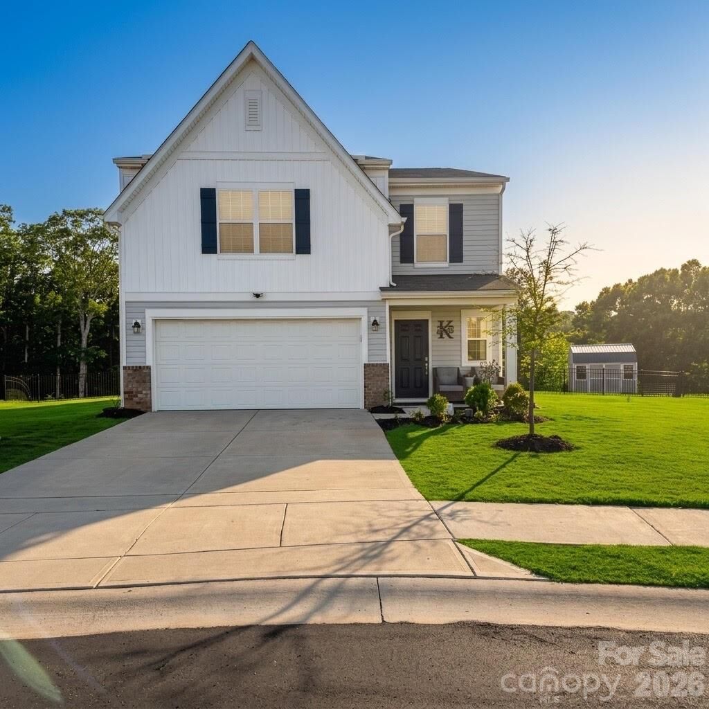 Property Photo: 5189 Duck Lane NC 28609