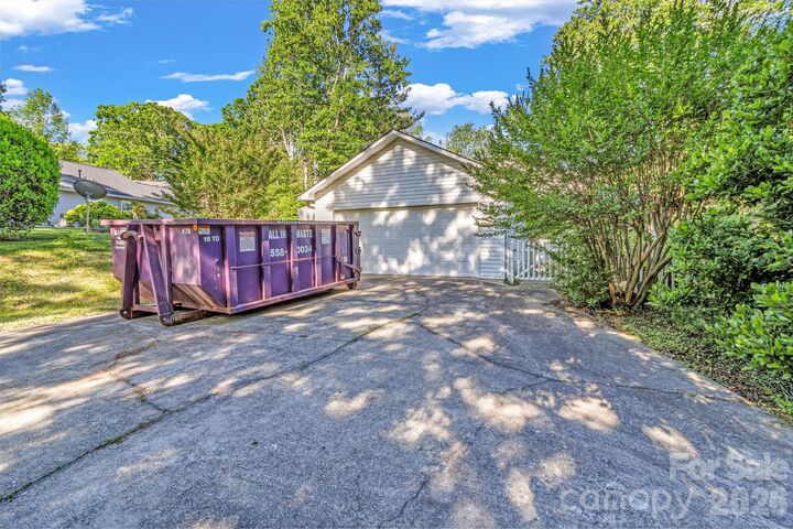 Property Photo:  105 Amelia Drive  NC 28792 