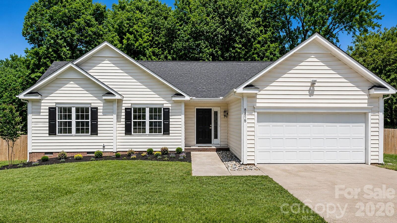 Property Photo: 8815 Burnt Umber Drive NC 28215