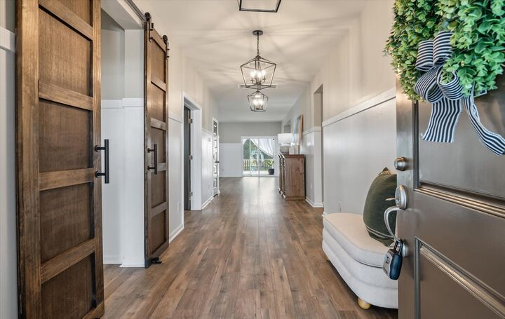 Property Photo:  233 Narrowleaf Avenue  SC 29485 