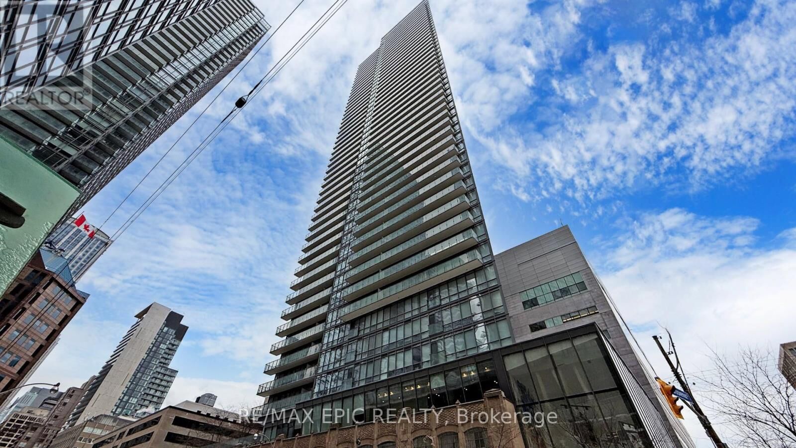Property Photo:  832 Bay Street 3208  ON M5S 1Z6 