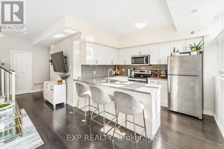 Property Photo: 15 Whitaker Way 322 ON L4A 0W5