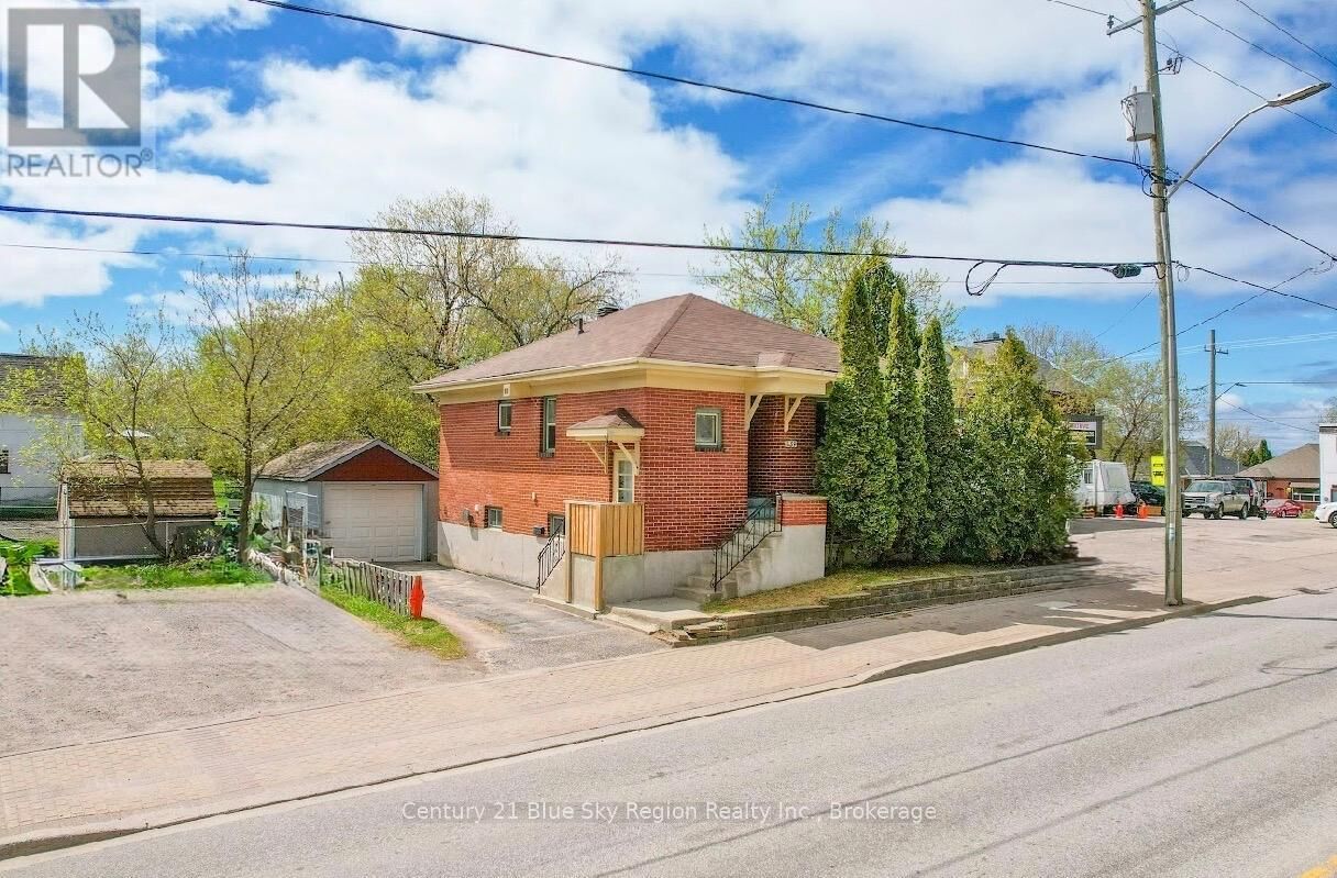Property Photo:  459 Fisher Street  ON P1B 2E2 