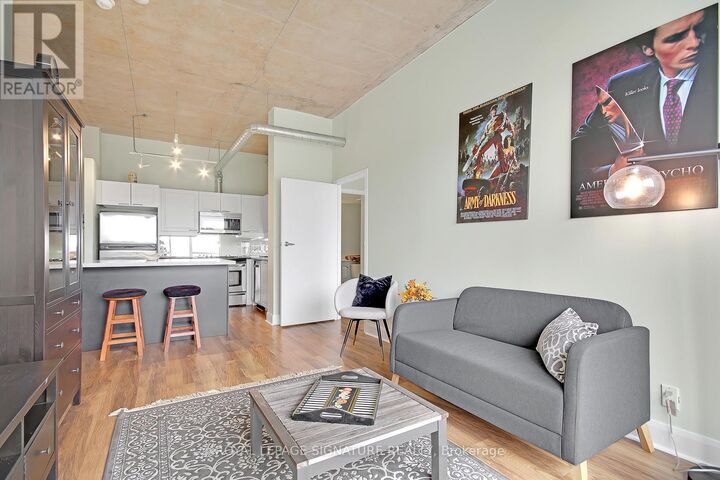 Property Photo: 955 Queen Street West Ph08 ON M6J 1G9