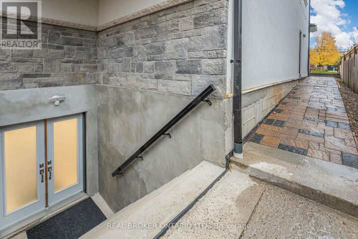Property Photo: 330 Maple Avenue Bsmt ON L7G 1X1