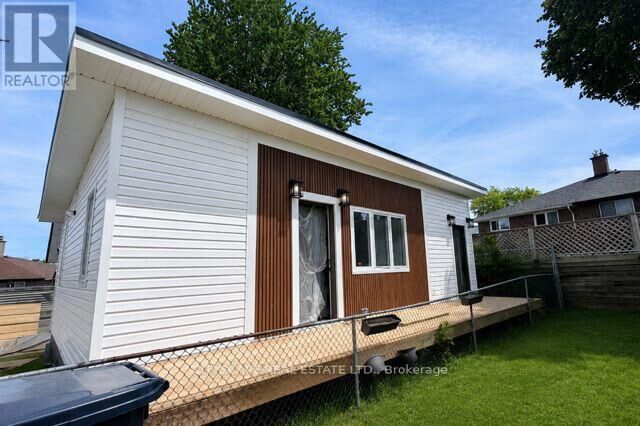 Property Photo:  15 Sanagan Road 301  ON M9V 1R7 