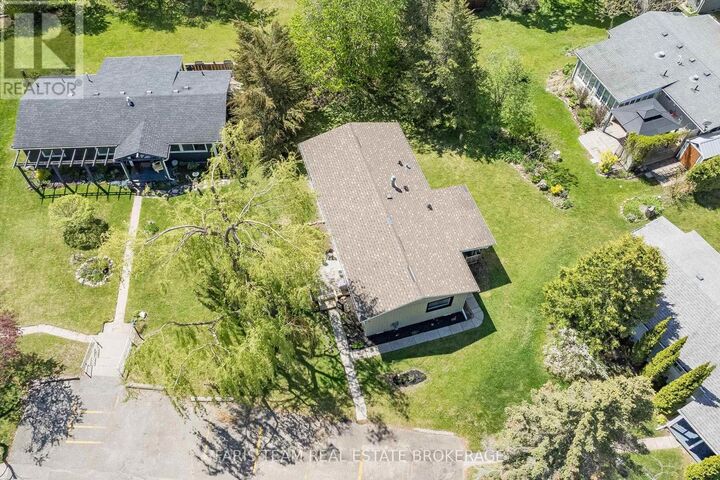 Property Photo:  21 Hawthorne Drive  ON L9S 1P7 