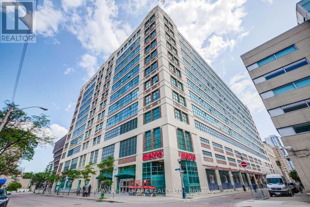 Property Photo: 155 Dalhousie Street 1060 ON M5B 2P7