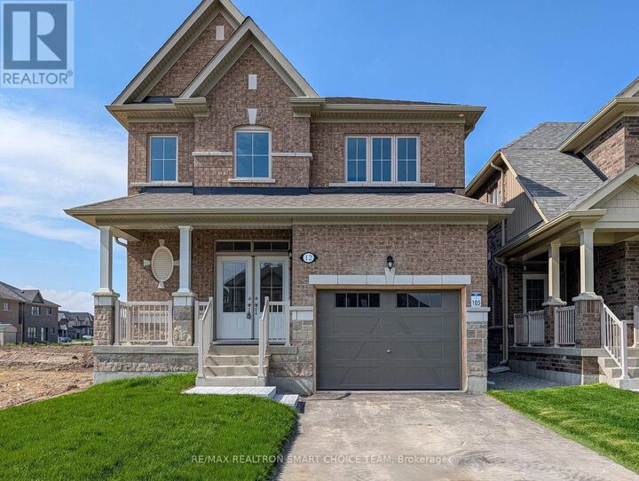 Property Photo:  12 Fenn Crescent  ON L9R 0X1 