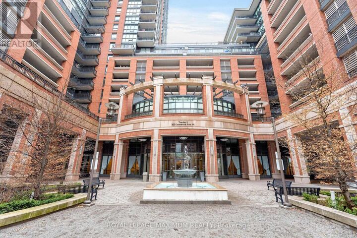Property Photo:  830 Lawrence Avenue West 1510  ON M6A 0B6 